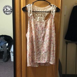 Racerback, Floral Tanktop